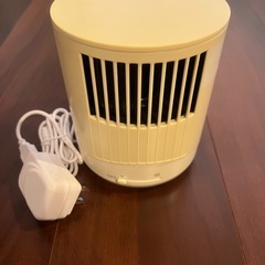 扇風機、卓上小型扇風機 の画像