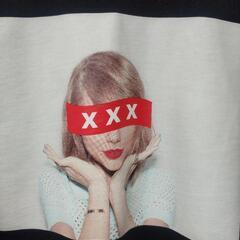 ほぼ新品！　GodSelectionxxx　ゴッドセレクション　Tシャツ　廃盤　テイラースウィフトの画像