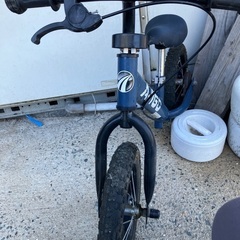 子供用自転車の画像