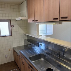 大工歴40年 住まいの気になる何処有りましたら お任せください‼️