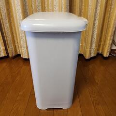 ゴミ箱25リットルの画像