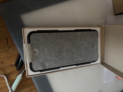 iPhoneSE3  256G 新品未使用！