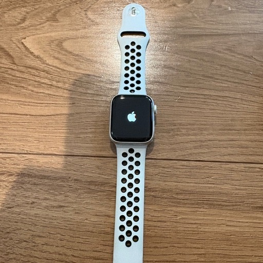 Apple Watch  SE 第1世代　Nikeモデル　40mm