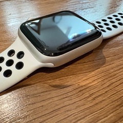 Apple Watch  SE 第1世代　Nikeモデル　40mmの画像