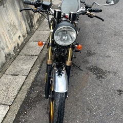 YAMAHA ヤマハ　sr400 カスタムの画像
