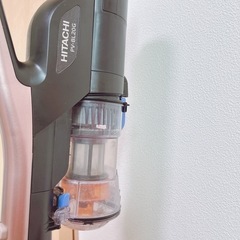 日立　掃除機　軽い　照明付き　スタンド付き　コンセント充電の画像