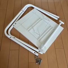 レンジ上ラック　横伸縮可能　　の画像