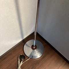 無料 電気スタンド　照明　インテリアの画像