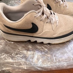Nike 25.5センチ　ピンクベージュ　薄ピンク　スニーカーの画像