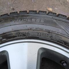 トヨタ純正スタッドレスタイヤホイールセットです。の画像