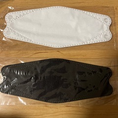 立体3Dマスク　黒・白の画像