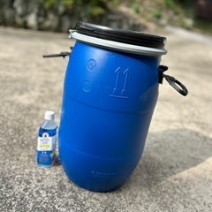 水瓶　タンク　ガーデンニング　農業の画像