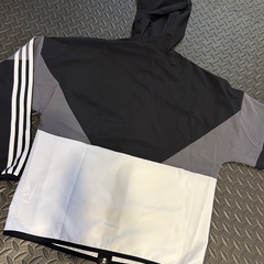 adidas ジャージ　上下セットの画像