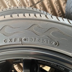 200系ハイエース18インチ225\50R18C 4本セットタイヤ溝有の画像