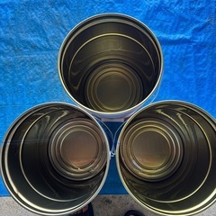 空のペール缶 シェル 1つ300円の画像