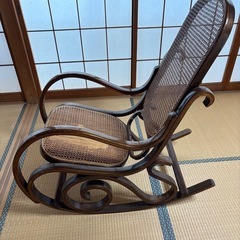 ロッキングチェアーの画像
