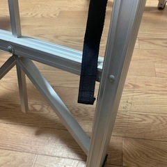 折りたたみ脚立🪜の画像