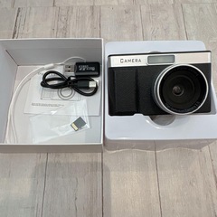 【新品未使用】デジタルカメラ 1080p対応 動画撮影 9600万画素 180度回転の画像