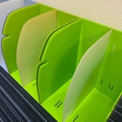 デスクトレイ,スタッキングトレイの画像
