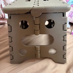 【お値下げ不可】新品 折りたたみ椅子の画像