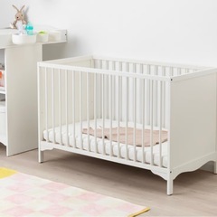 IKEA ソルグル　ベビーベッド　ホワイトの画像