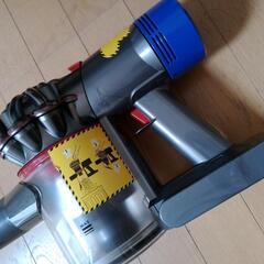 ダイソンコードレス掃除機 v8fluffyの画像