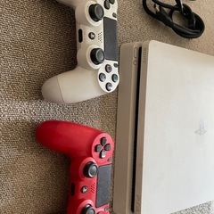 PS4 ホワイト 1TB+32インチテレビセット の画像