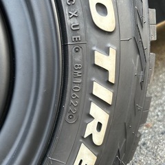 ハイエース用タイヤホイールの画像