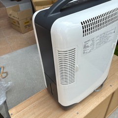 箱付き
2006年製シャープ徐温機の画像