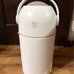 　メッセージありがとうございました。決まりました👏ピジョン　オムツ用ゴミ箱　おむつ処理ポット ホワイトの画像