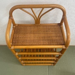 ラタン　ラック　の画像