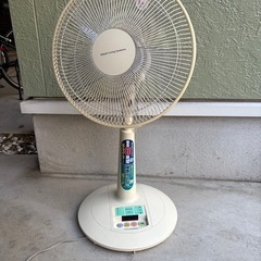 扇風機　日立2006年製