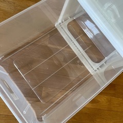 （受渡者決定）ニトリ　クローゼットプラスチックケースの画像