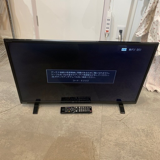 ジモティー割】TOSHIBA REGZA 2023年製32インチ液晶テレビ