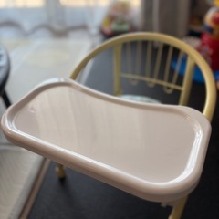 ミニチェア　テーブル付きの画像