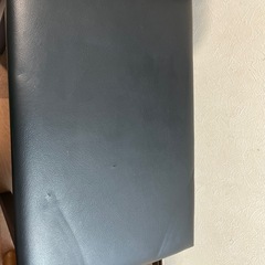 ピアノの椅子の画像