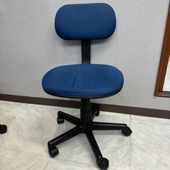 4脚 事務用イス 回転イス 椅子 キャスター付の画像