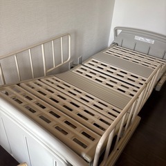 電動ベット、介護用ベットの画像