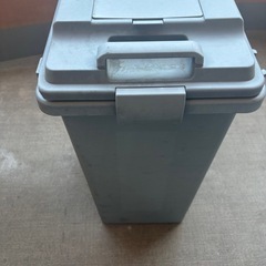 ニトリ ゴミ箱の画像