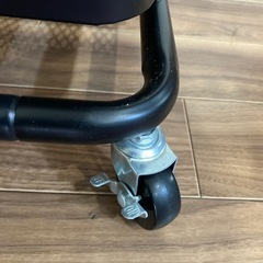 スチールワゴンの画像