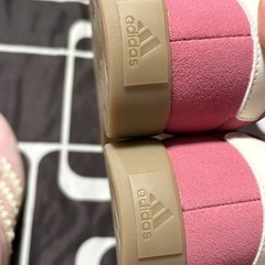 【決まりました】adidas スニーカー レディース 2足セットの画像
