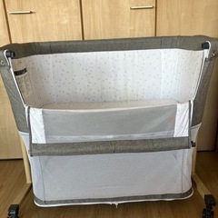 HZDMJベビーベッドの画像