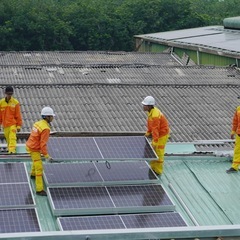 【業務委託】日給1.3万円〜2.6万円☀️太陽光パネル・蓄電池の設置作業スタッフ募集の画像