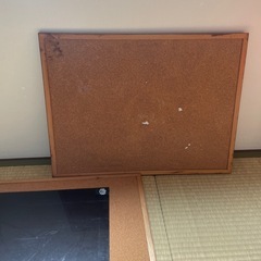 コルクボード60×45cm2枚の画像