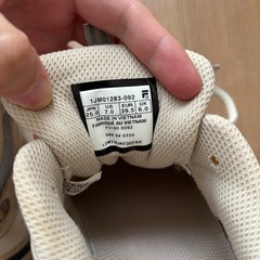 FILAレトロランニングシューズの画像