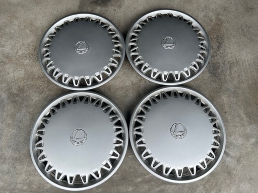 C34ローレル前期ホイールキャップ