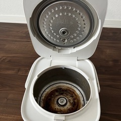 炊飯器(Haier)の画像