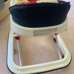 保育園使用　消毒済み　歩行器の画像