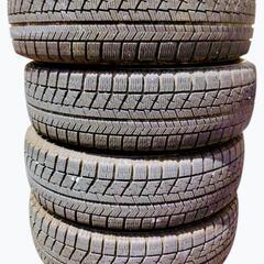 13㌅アルミホイール(Weds Carifa)とスタッドレスタイヤ(BRIDGESTONE BLIZZAK VRX)の4本セットの画像