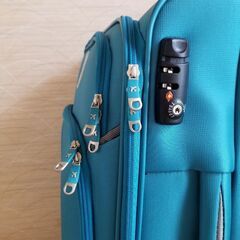 鍵なしスーツケースの画像